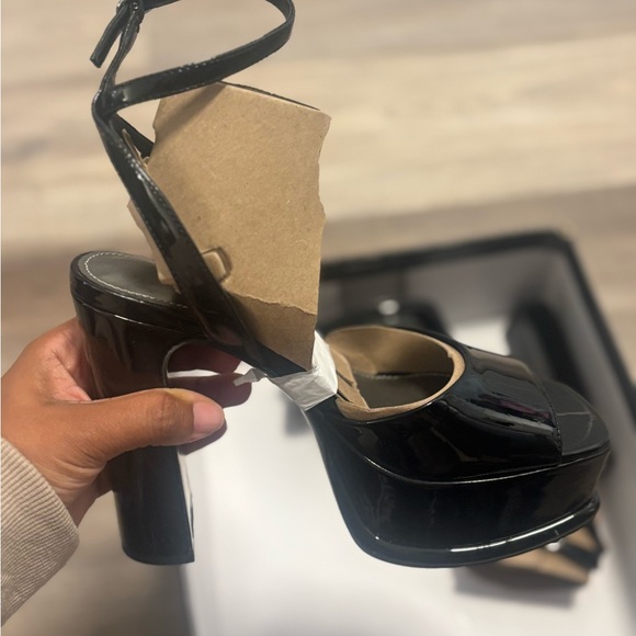 Nine West Black Platform Heel Sandals - Picture 2 of 6